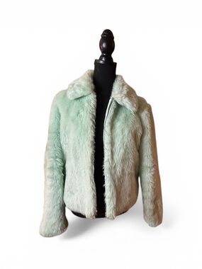 Y2K Spoiled Brat Millennial 90s Nostalgia Diva Pastel Jacket Plush Faux Fur Used